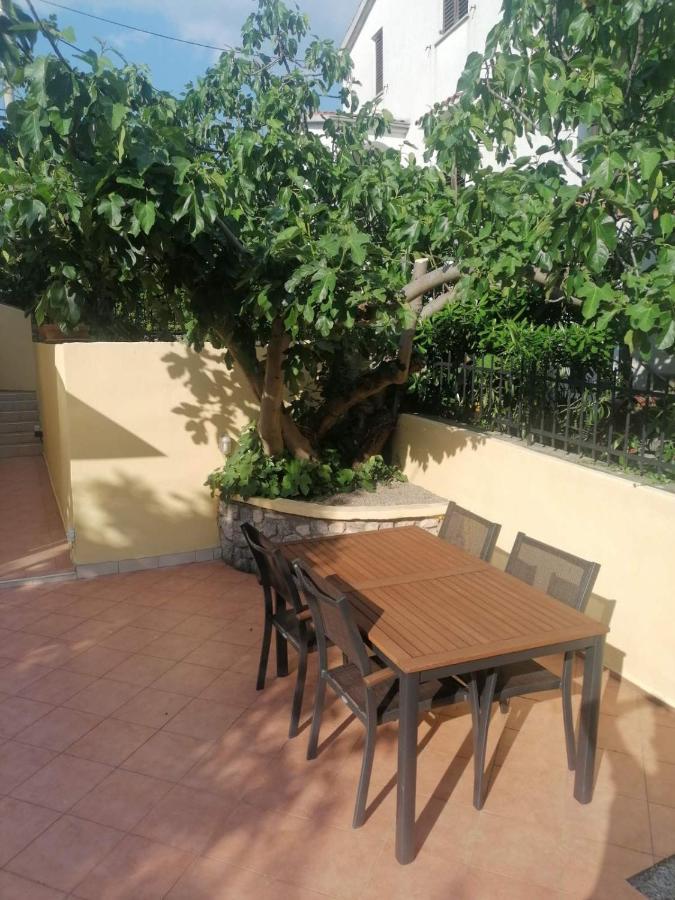 Apartment Ela, Kostrena Rijeka المظهر الخارجي الصورة